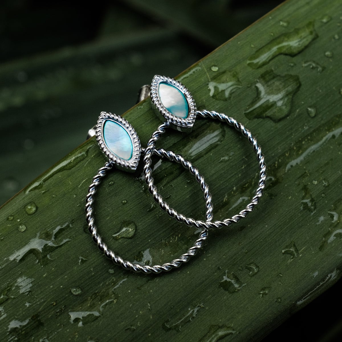 Visual Earrings (Mother-of-pearl/Silver)