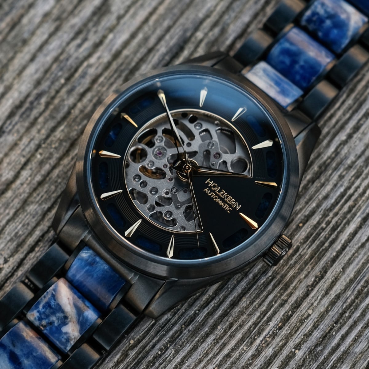 "Vredefort" watch, featuring a black marble design with a luxurious and intricate style.