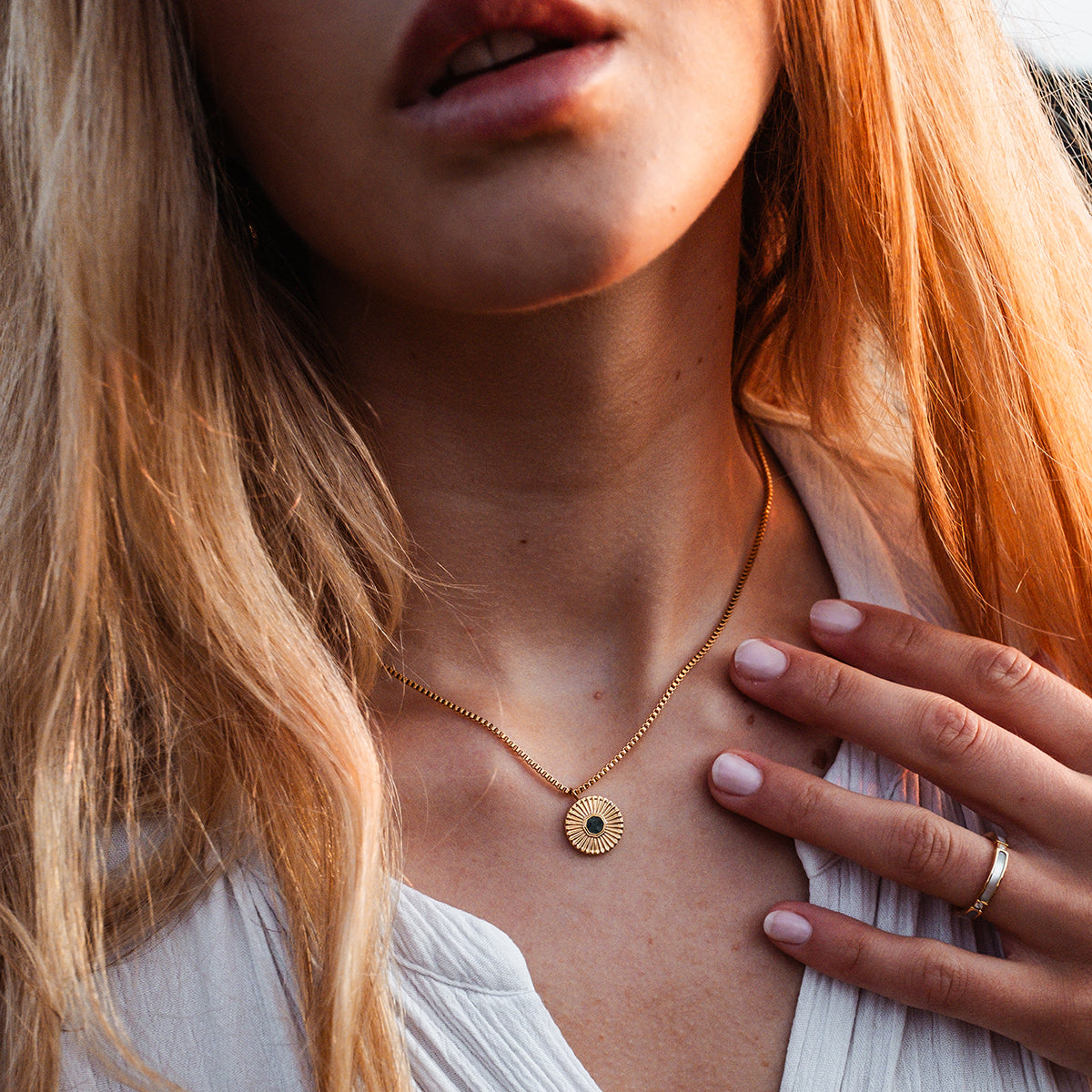 Stencil Necklace (Marble/Gold)