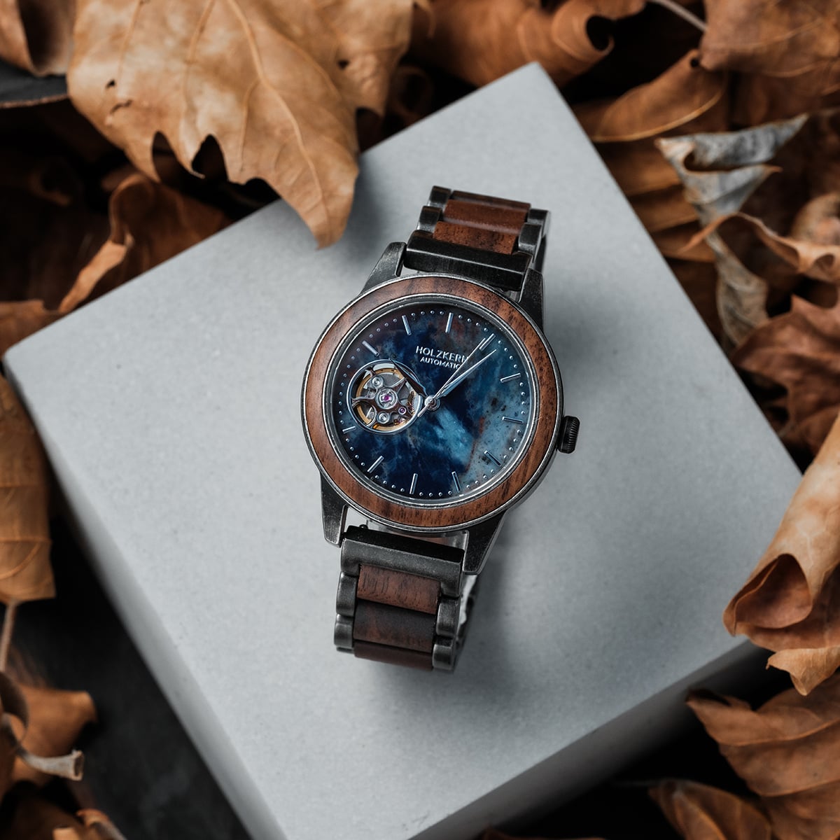 Alrakis (Walnut/Marble)