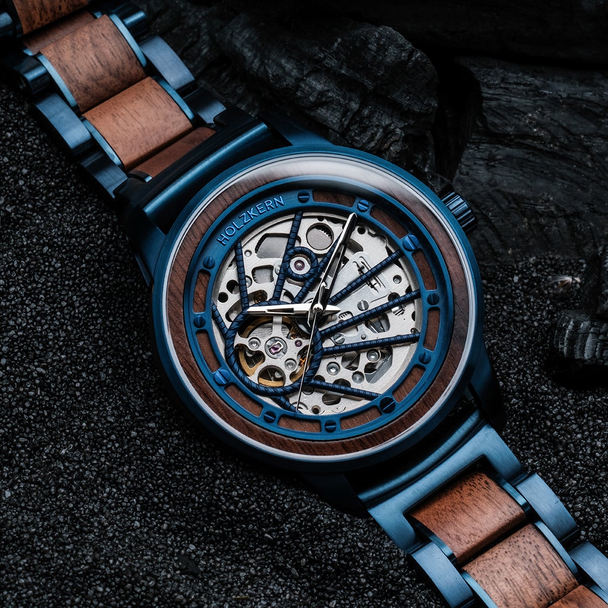Cobalt (Walnut/Blue)