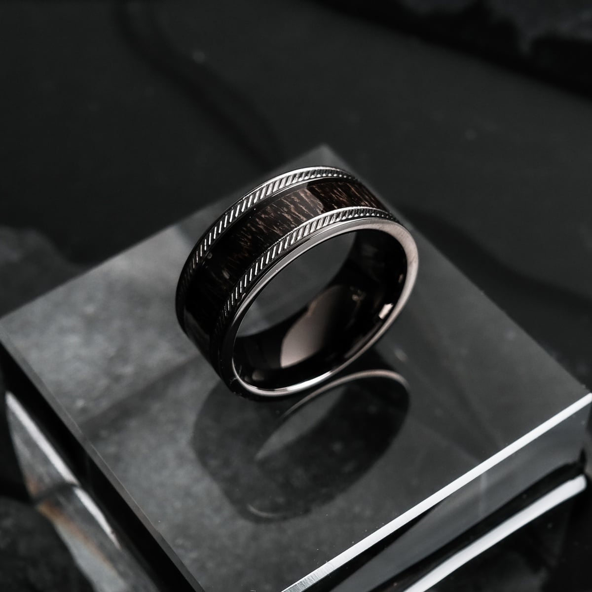 "Countless Ring" ring, featuring a sophisticated maple and dark gray design with a modern aesthetic.