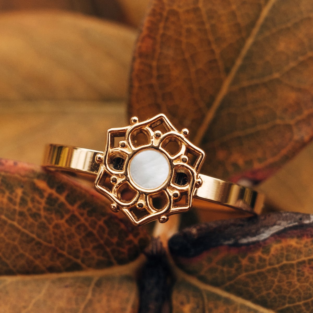 Composition Ring (Weißes Perlmutt/Gold)
