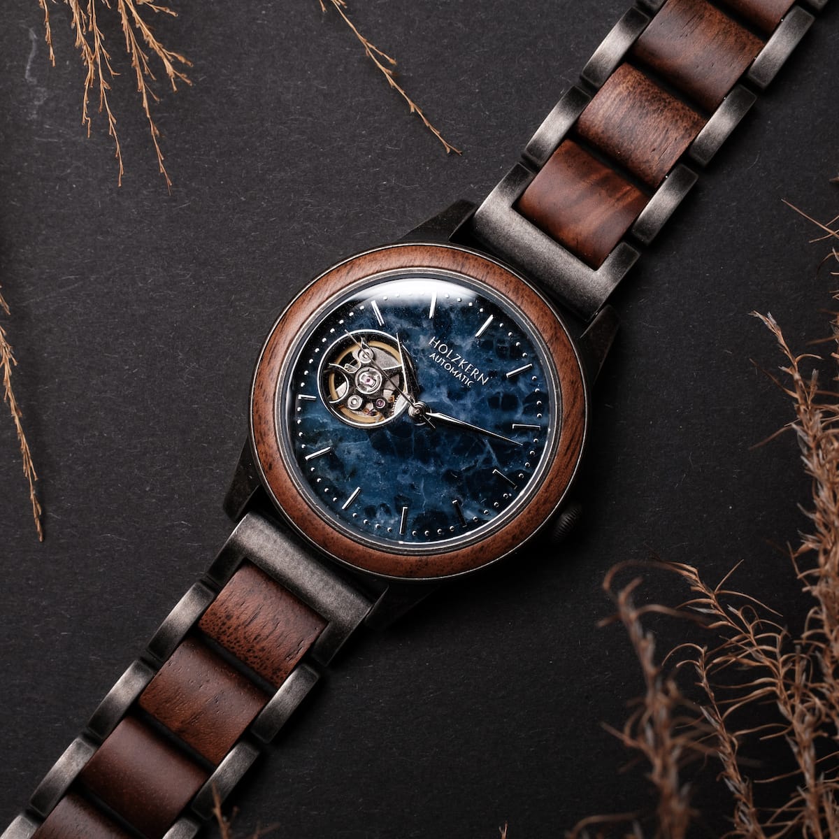 Alrakis (Walnut/Marble)