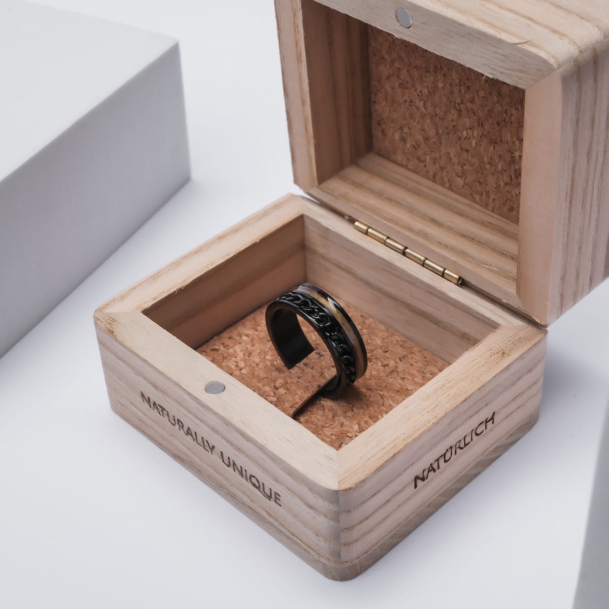 Fractional Ring (Zebrano/Schwarz)