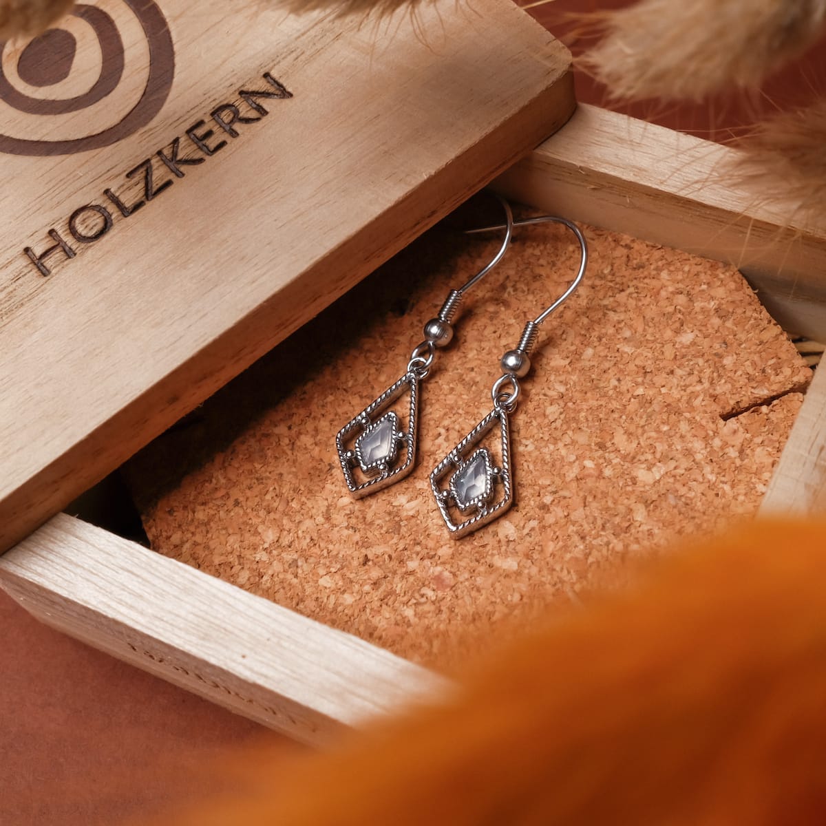 Daydreamer Earrings (Moonstone/Silver)