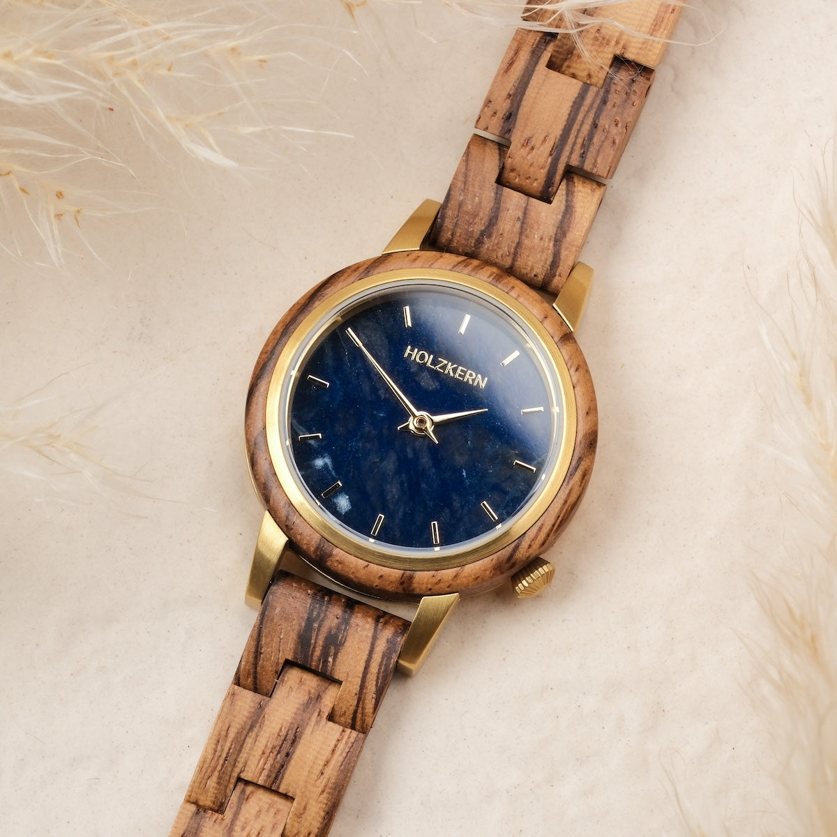 "Balos" watch featuring a Zebrawood case and Marble dial, offering a natural and elegant visual style.