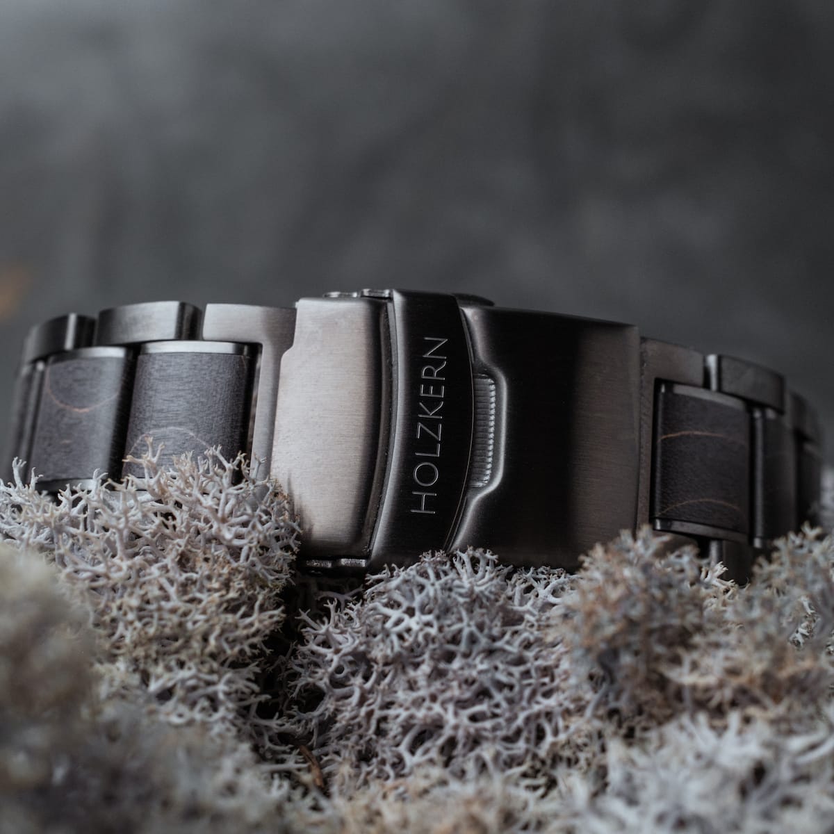 "Carbon", a stylish watch, blends Gray Maple and Dark Gray elements for a sleek, modern look.