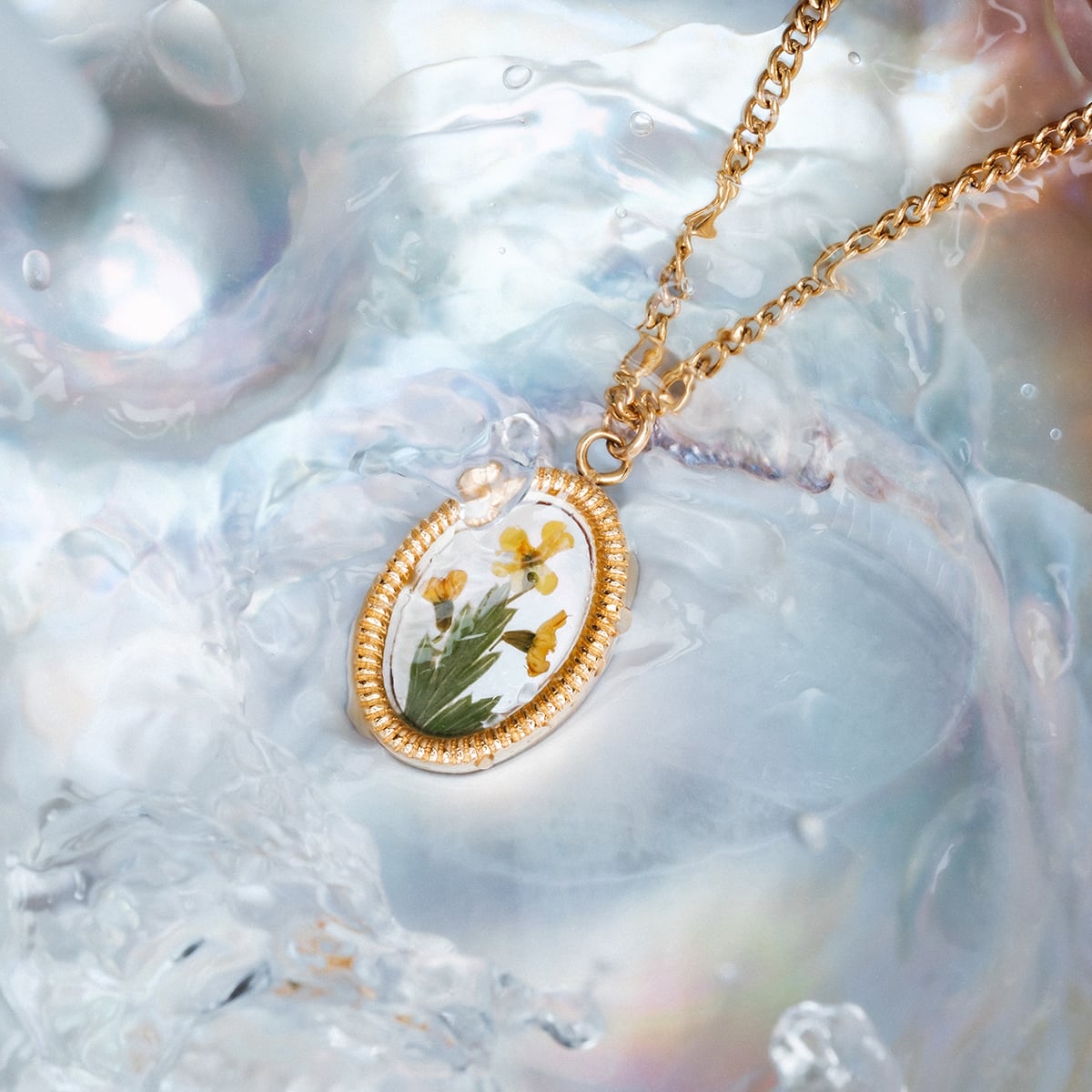 Wildflower Necklace (Flower/Gold)