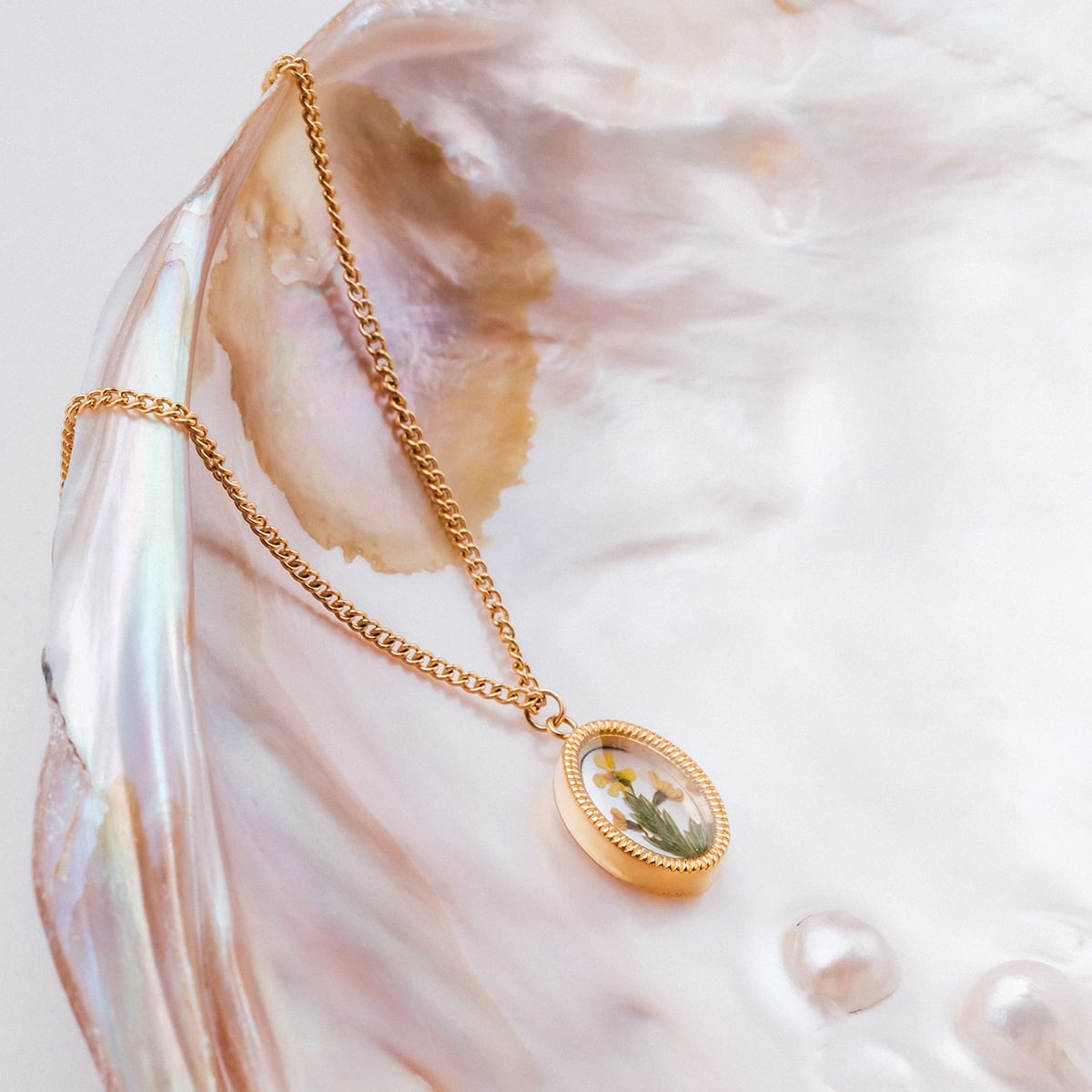 Wildflower Necklace (Flower/Gold)