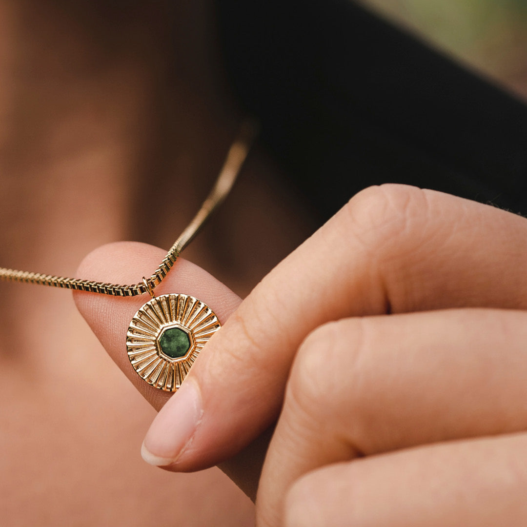 Women's necklaces