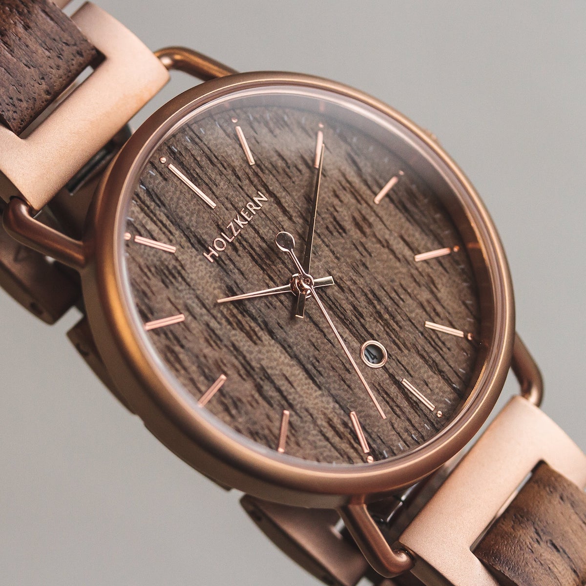 "Belvue" watch with a walnut-themed design, featuring a wooden dial and band for a sophisticated, natural look.