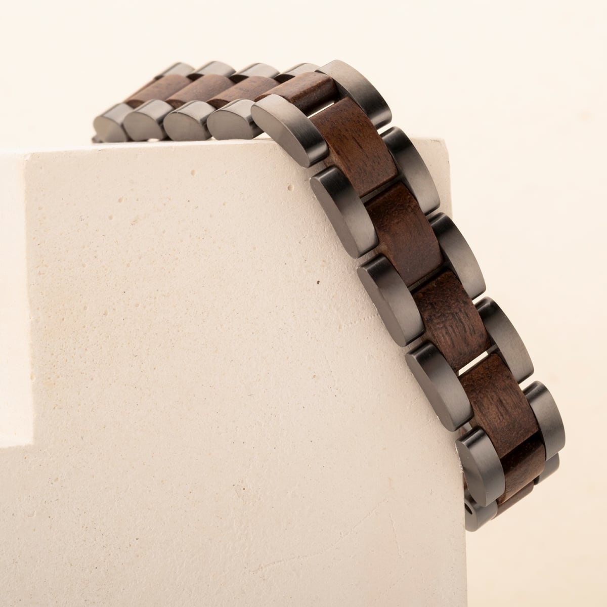 Triad (Walnut/Gray)