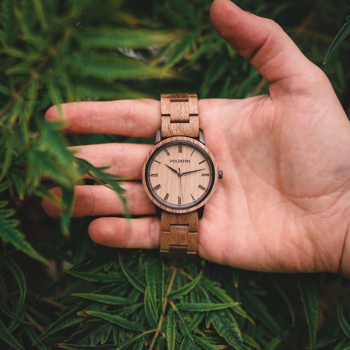 "Taro", oak/oak watch, features a natural wooden design with a classic round face.
