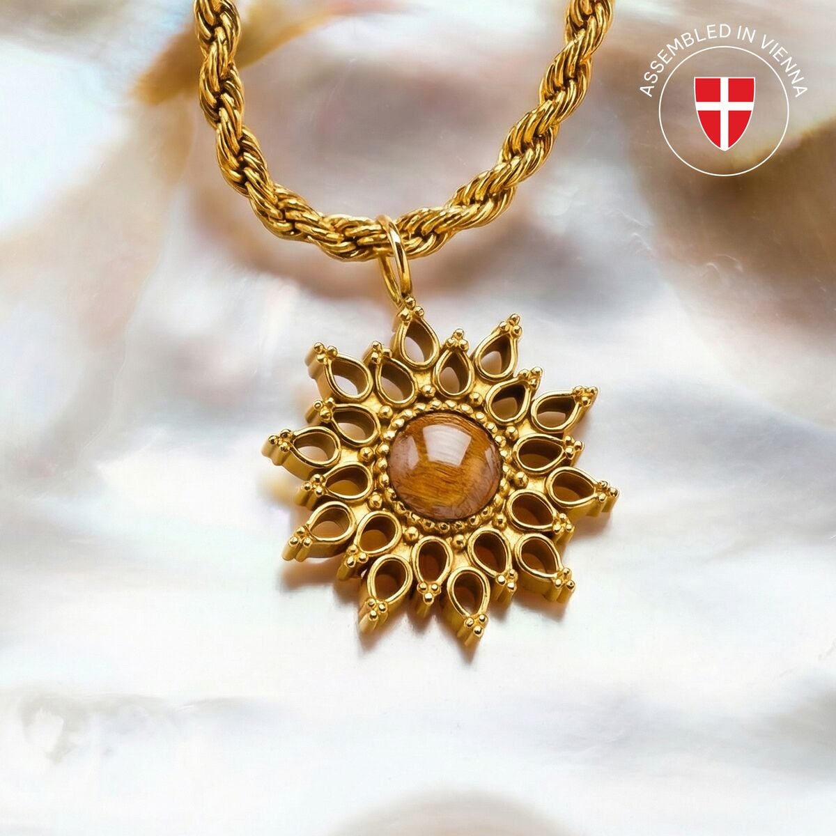 Suncatcher Necklace (Olive/Gold)