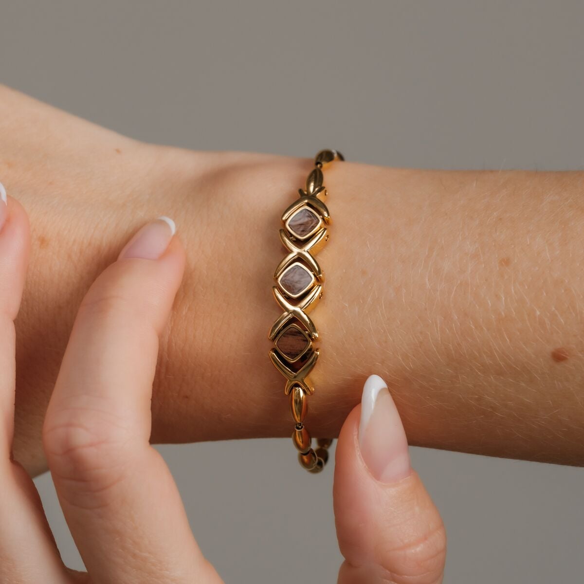 Mosaic Strap (Walnut/Gold) Ii