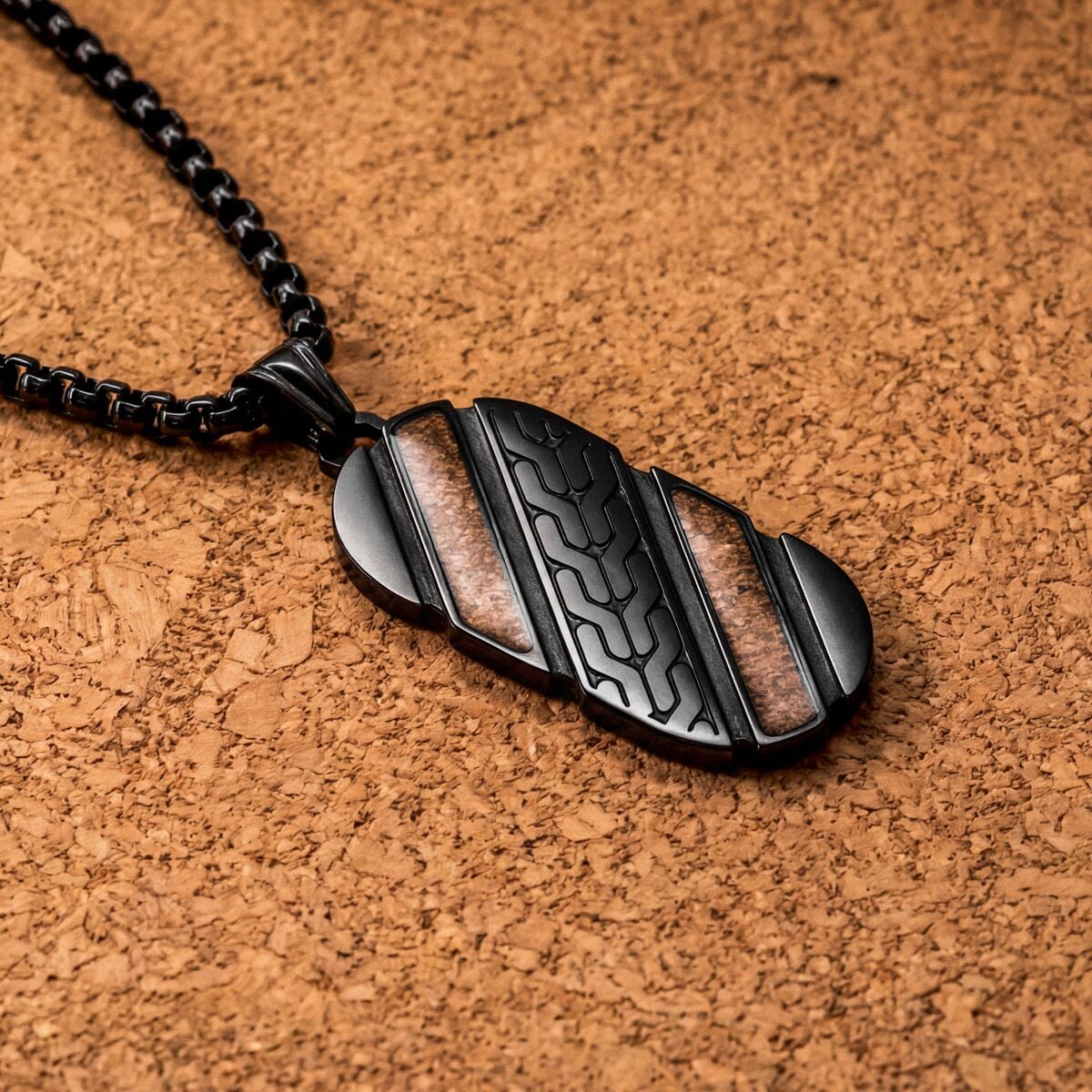 Outlands Necklace (Cork/Black)