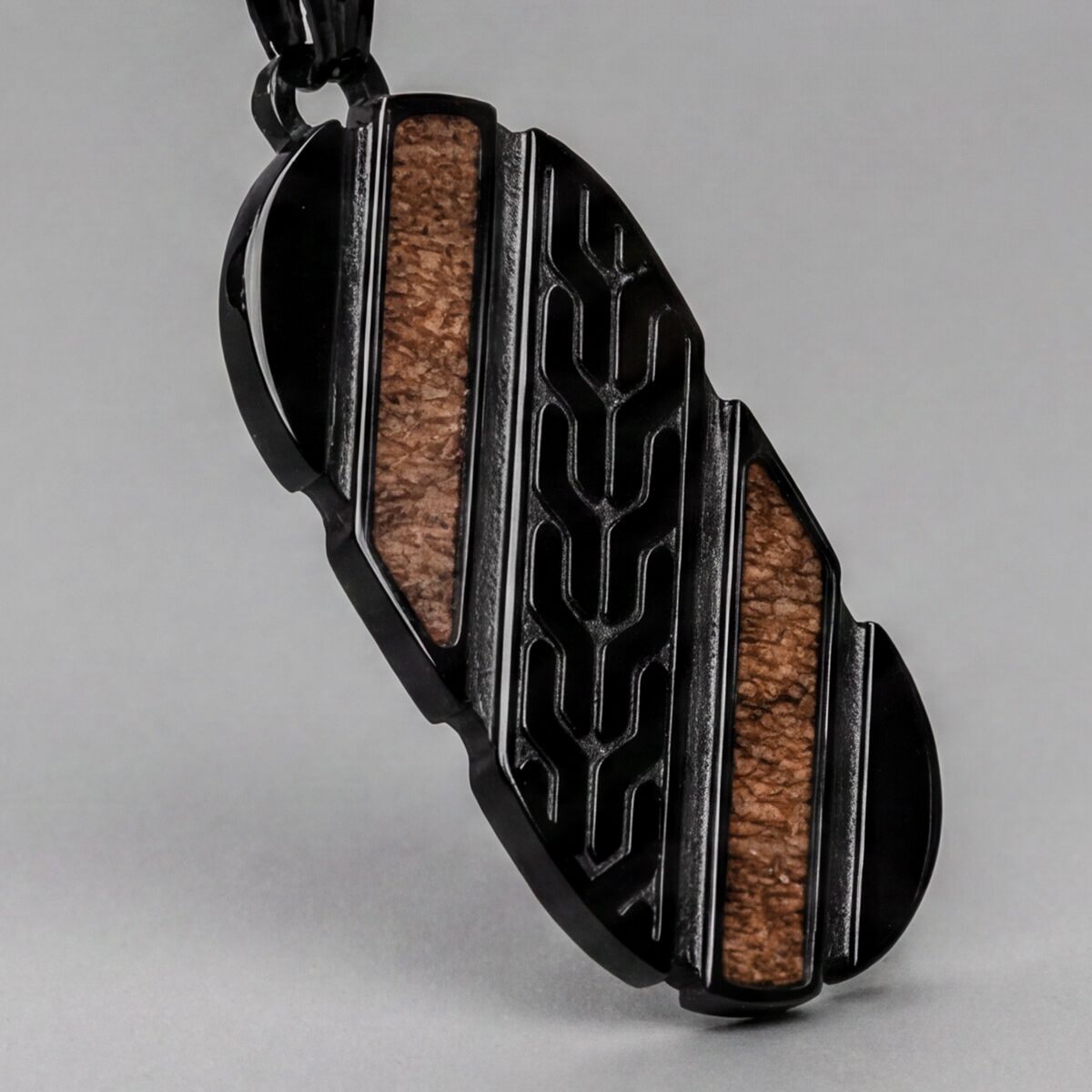Outlands Necklace (Cork/Black)