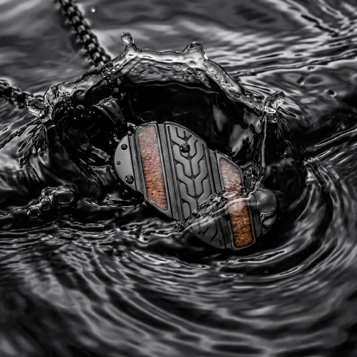 Outlands Necklace (Cork/Black)
