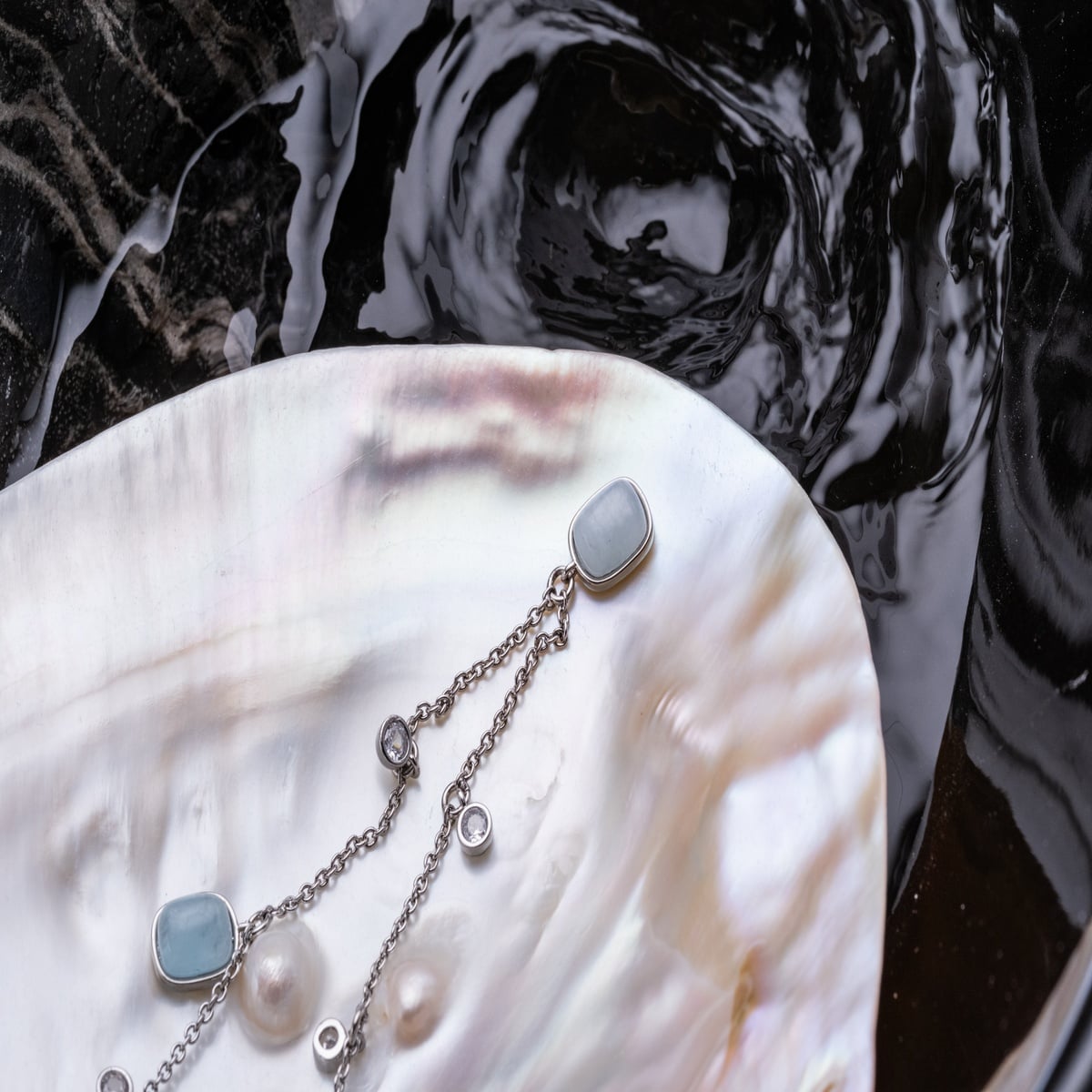 Dewdrops Necklace (Aquamarine/Silver)