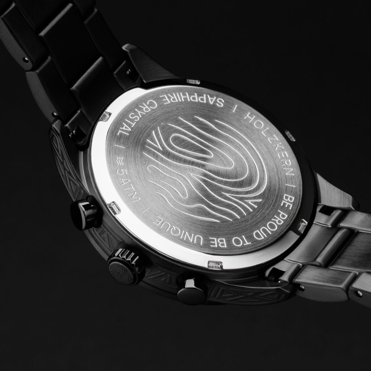 Insigna (Maple/Black)