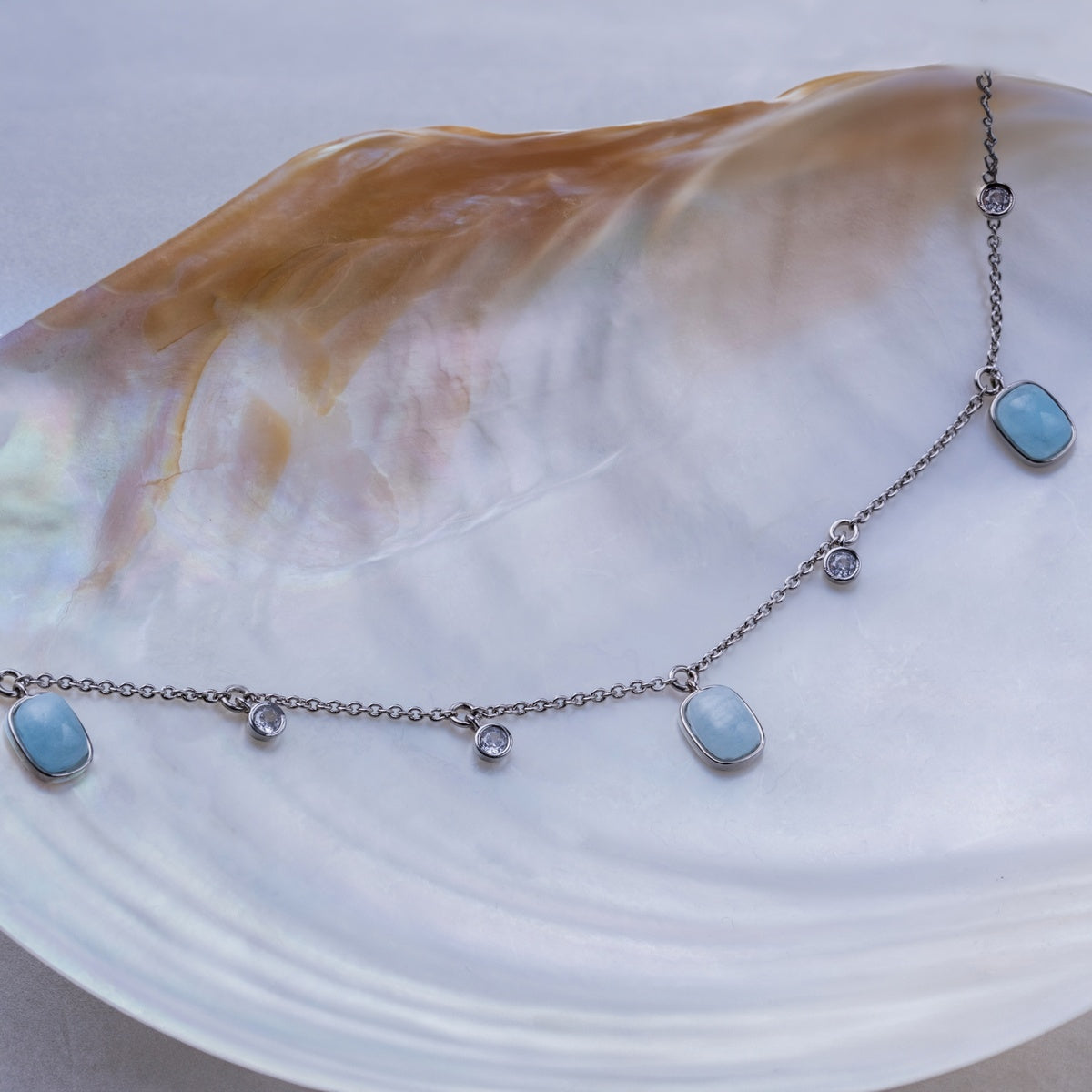 Dewdrops Necklace (Aquamarine/Silver)