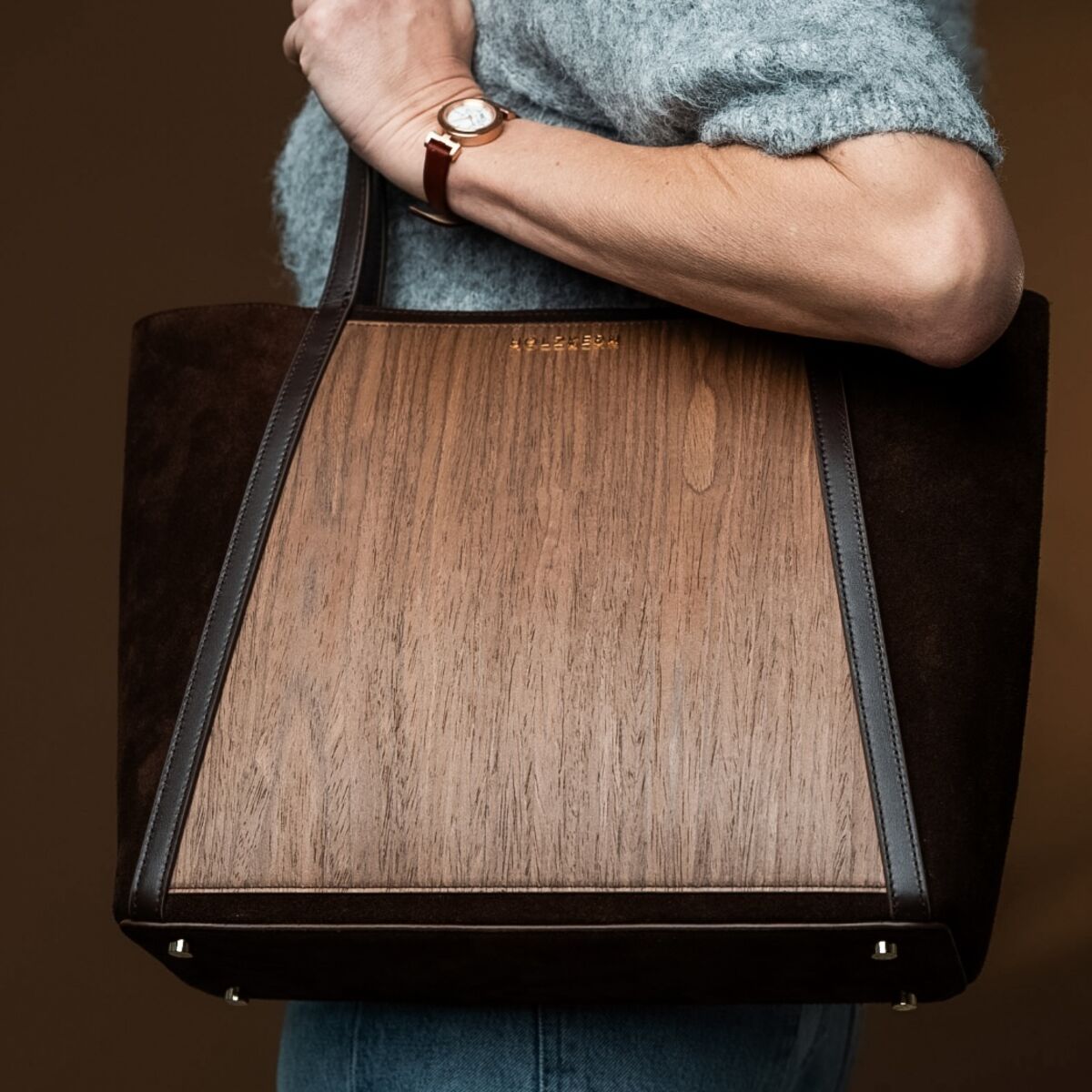 Ascending (Walnut/Gold)