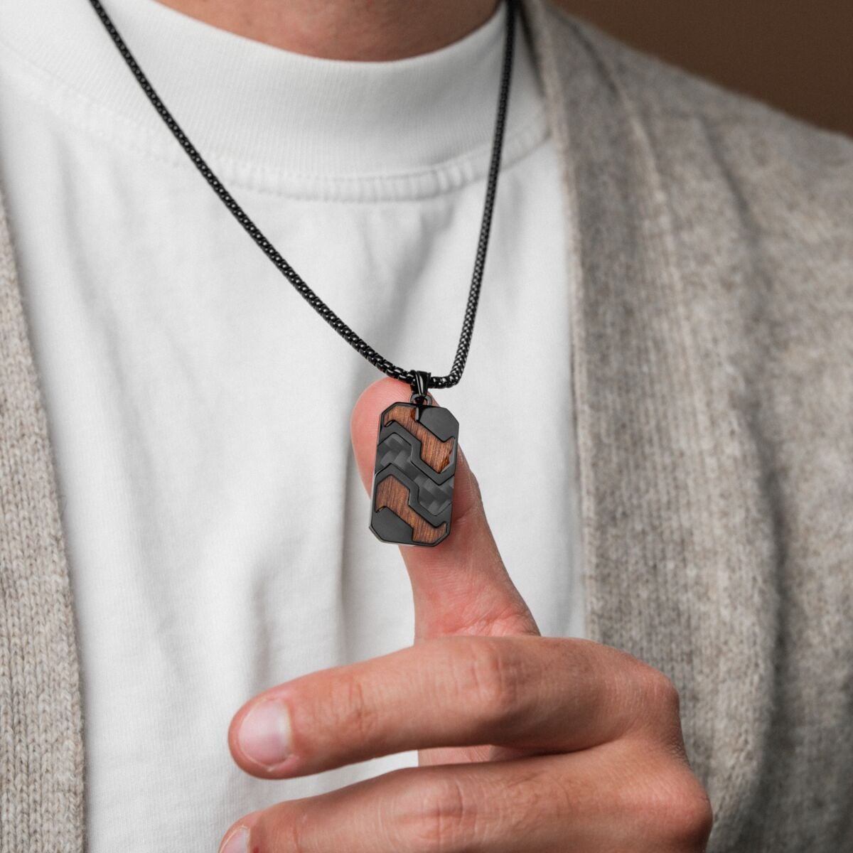 Outlands Necklace (Walnut/Carbon)