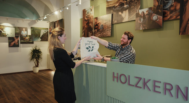 HOLZKERN Store Graz