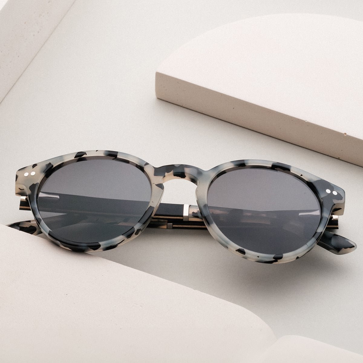 "The Hyped" sunglasses with a stylish Leadwood and White Havana frame.