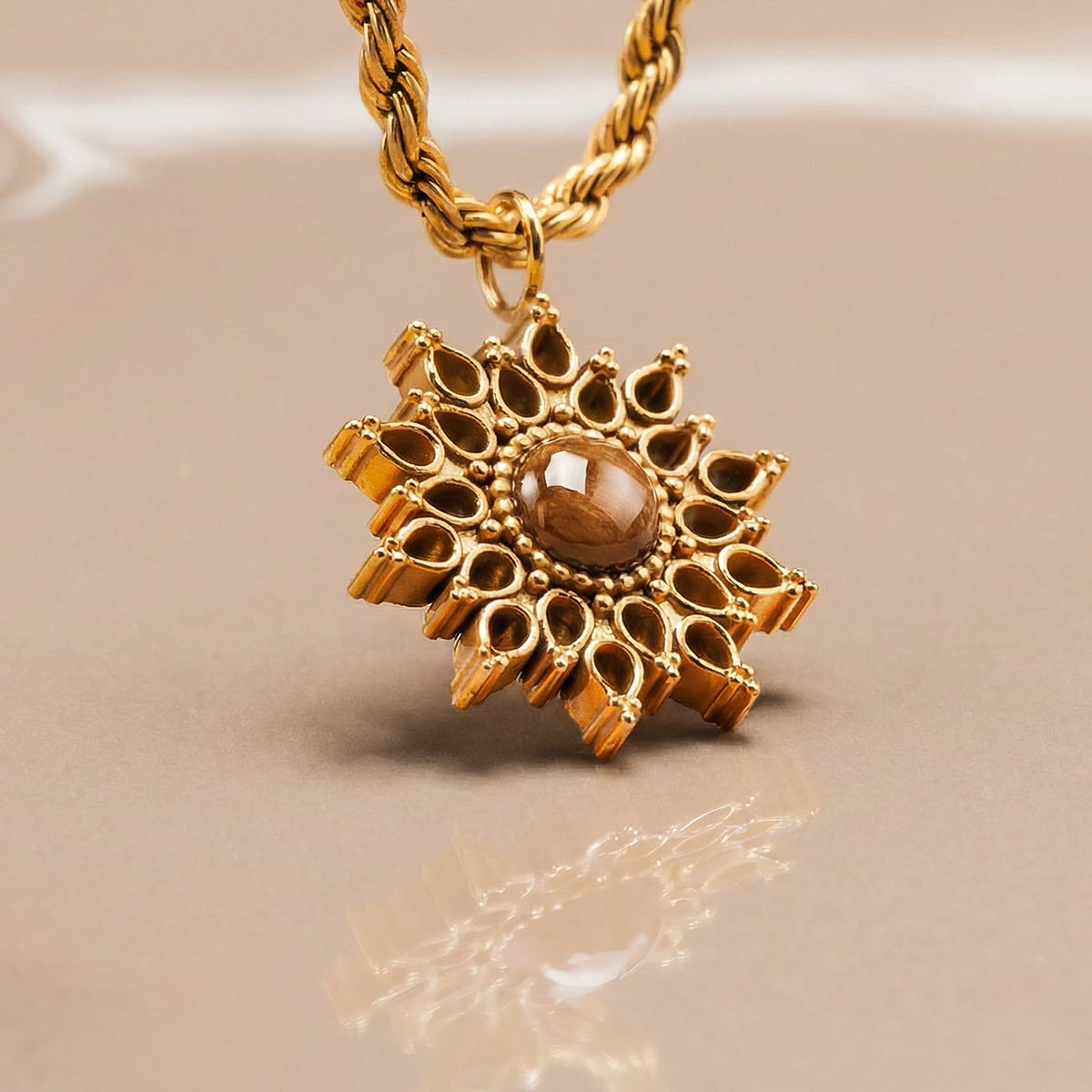 Suncatcher Necklace (Olive/Gold)
