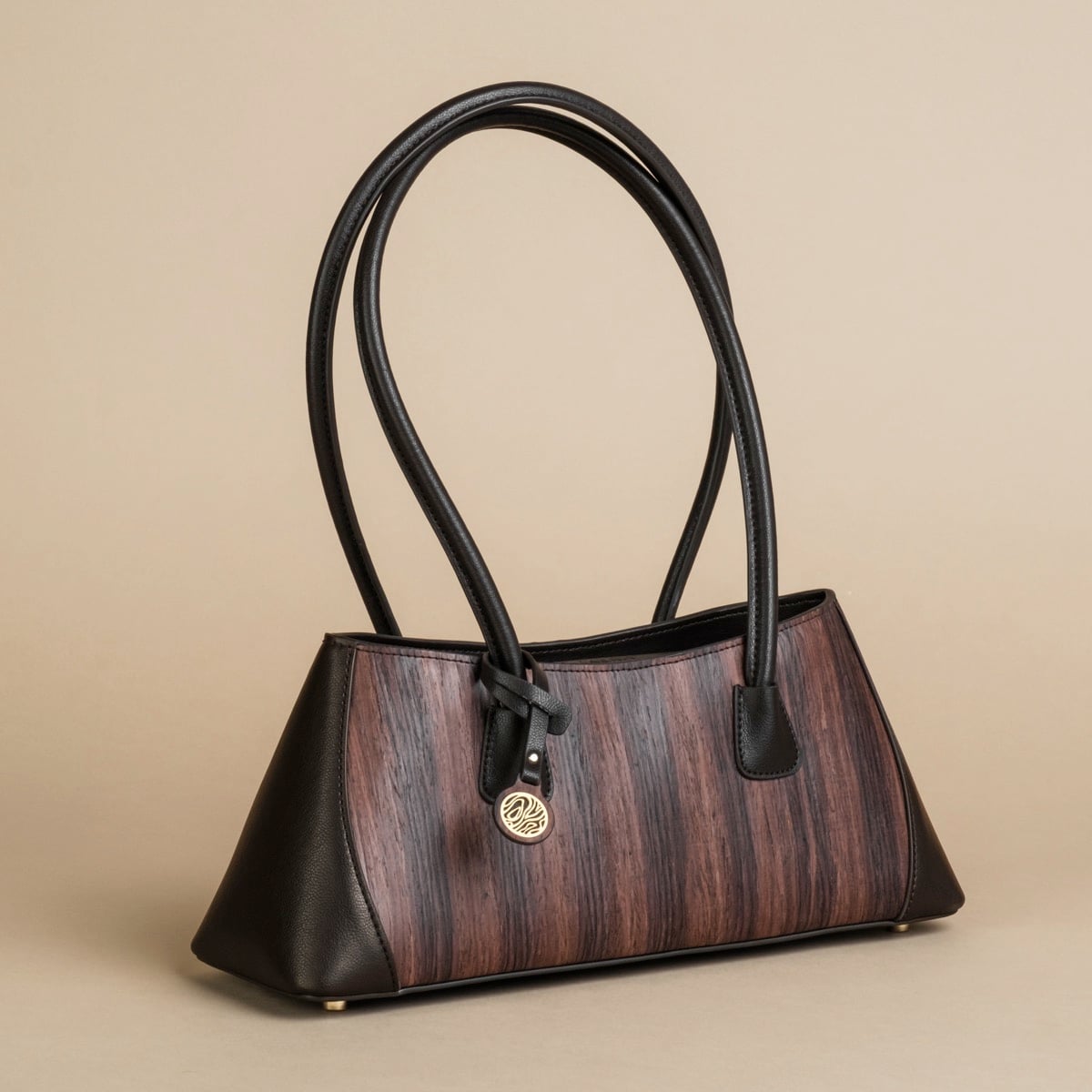 Shoulder bags
