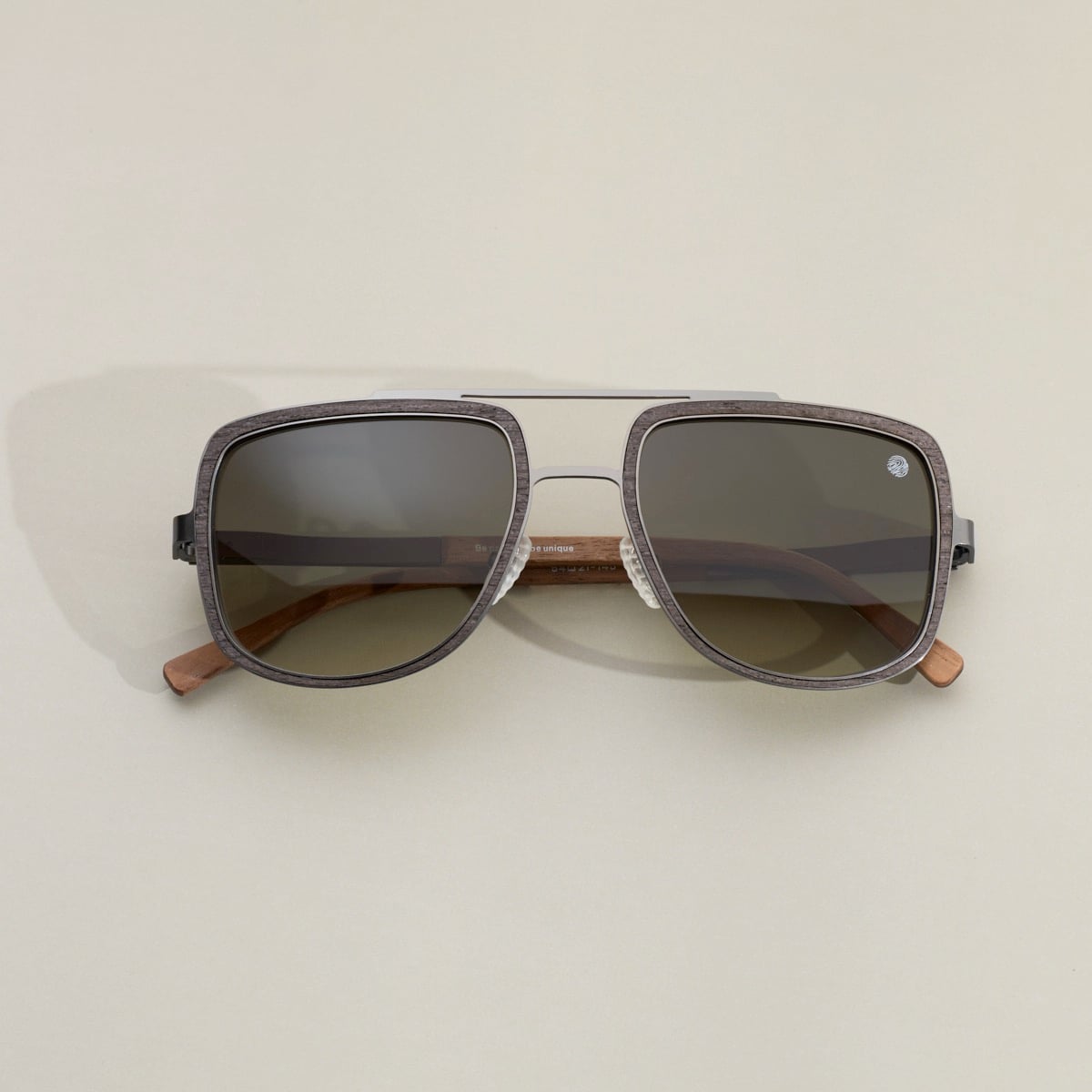 The Pragmatist (Sandalwood/Dark Gray)
