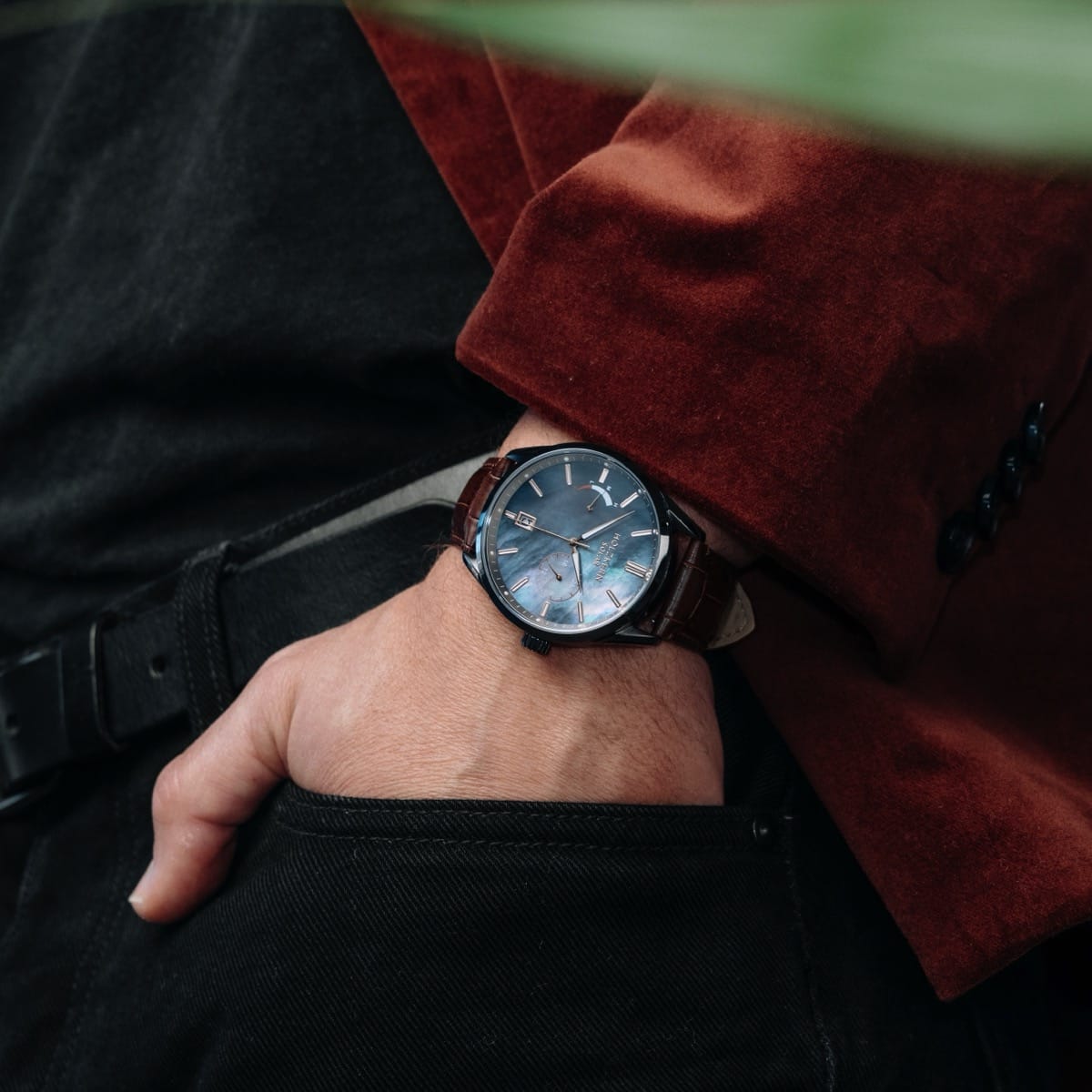 Substantial (Mother-of-pearl/Dark Gray)