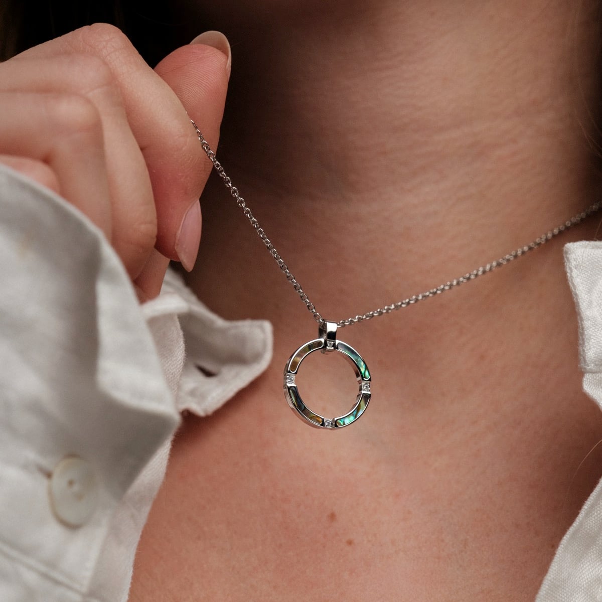 Campania Necklace (Abalone/Silver)