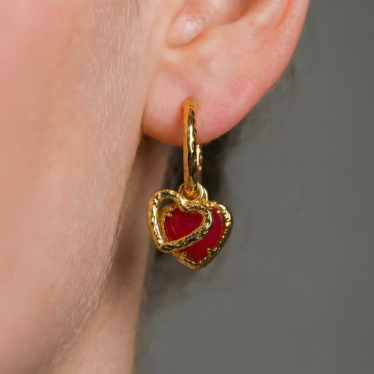 Amorance Earrings (Chalcedony/Gold)