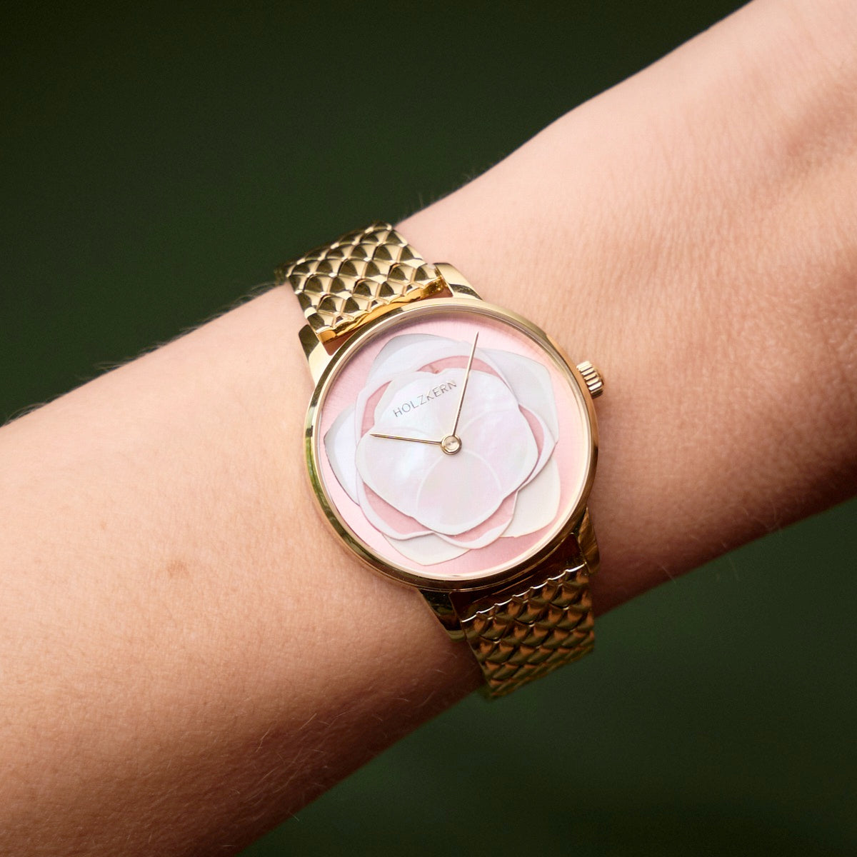 Rosetta (Mother-of-pearl/Rose Quartz)