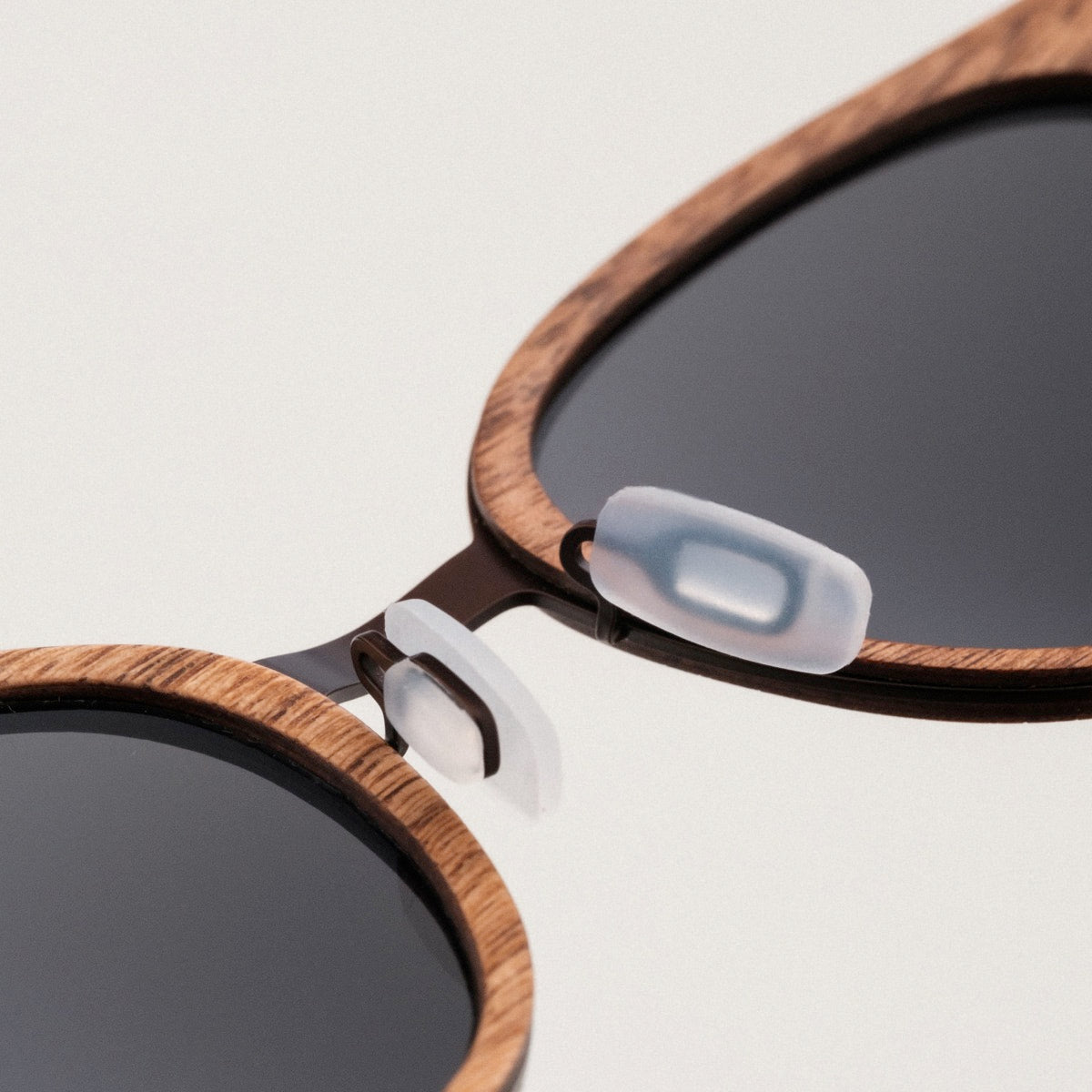 The Playful (Walnut/Brushed Brown)