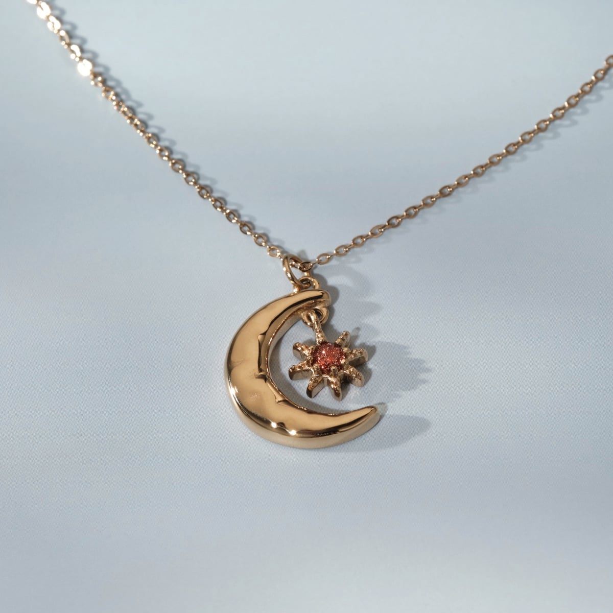 Newmoon Necklace (Sandstone/Gold)