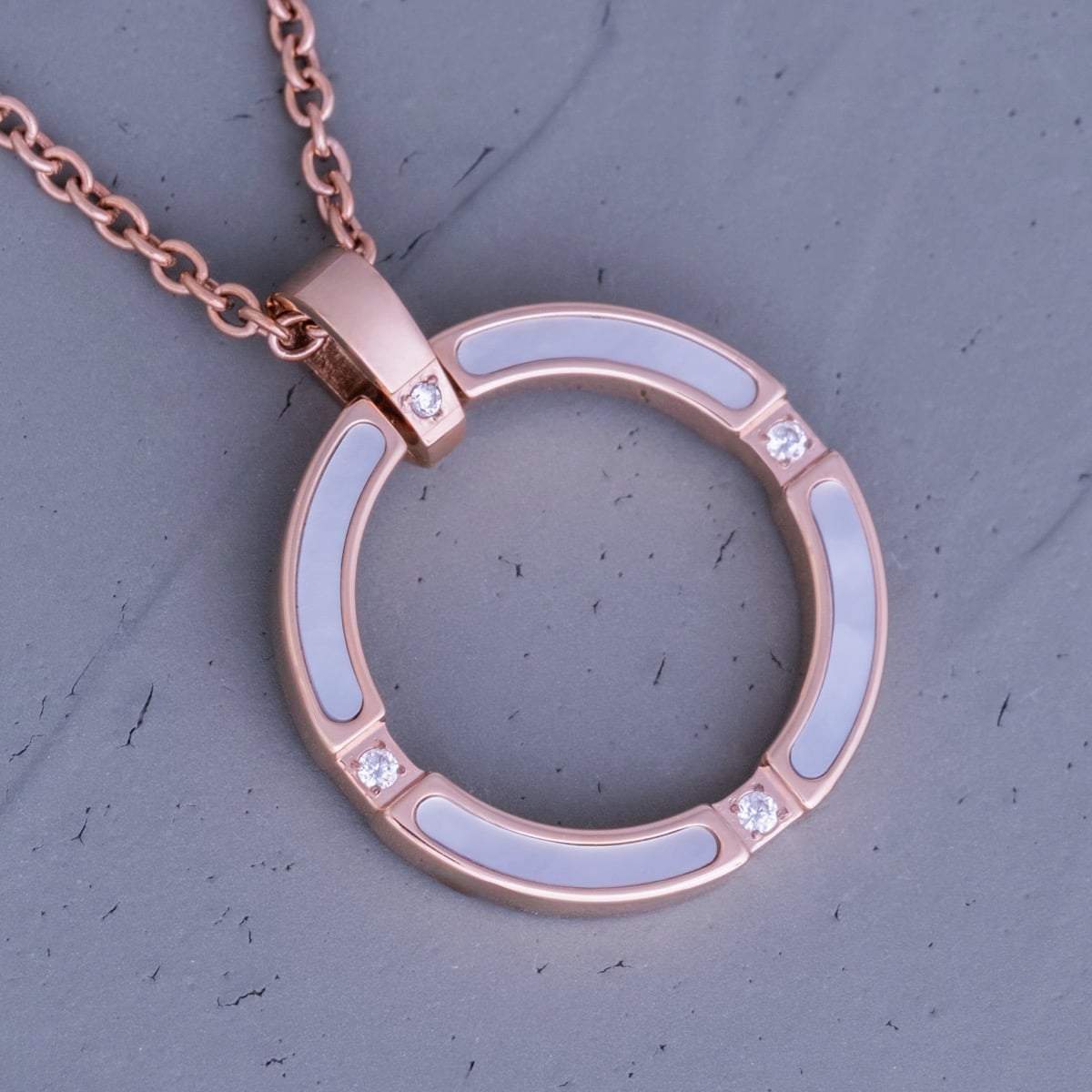 Campania Necklace (Mother-of-pearl/Rose Gold)