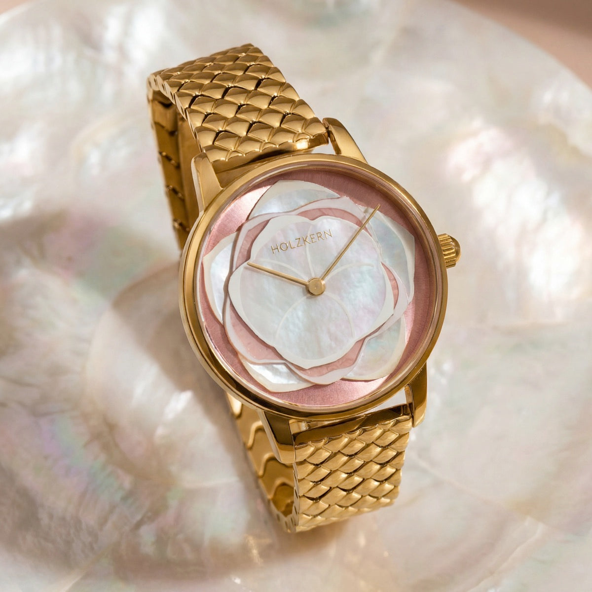 Rosetta (Mother-of-pearl/Rose Quartz)