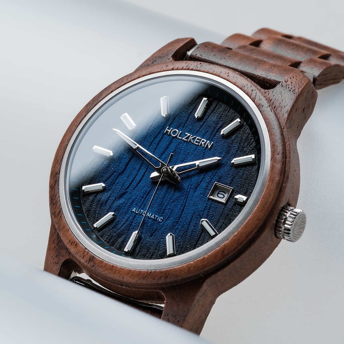 Nightbird (Walnut/Blue)