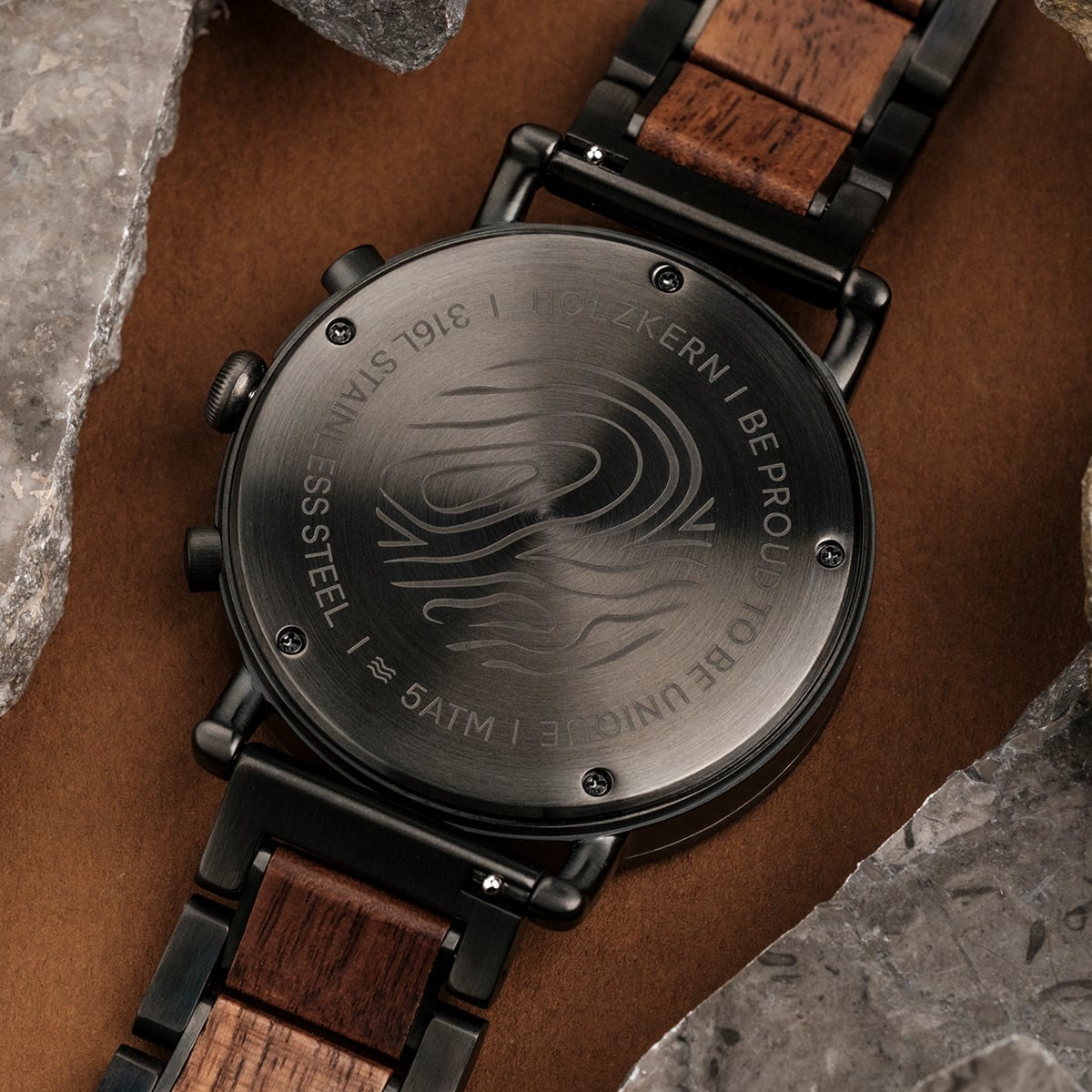 Askja (Walnut/Marble)