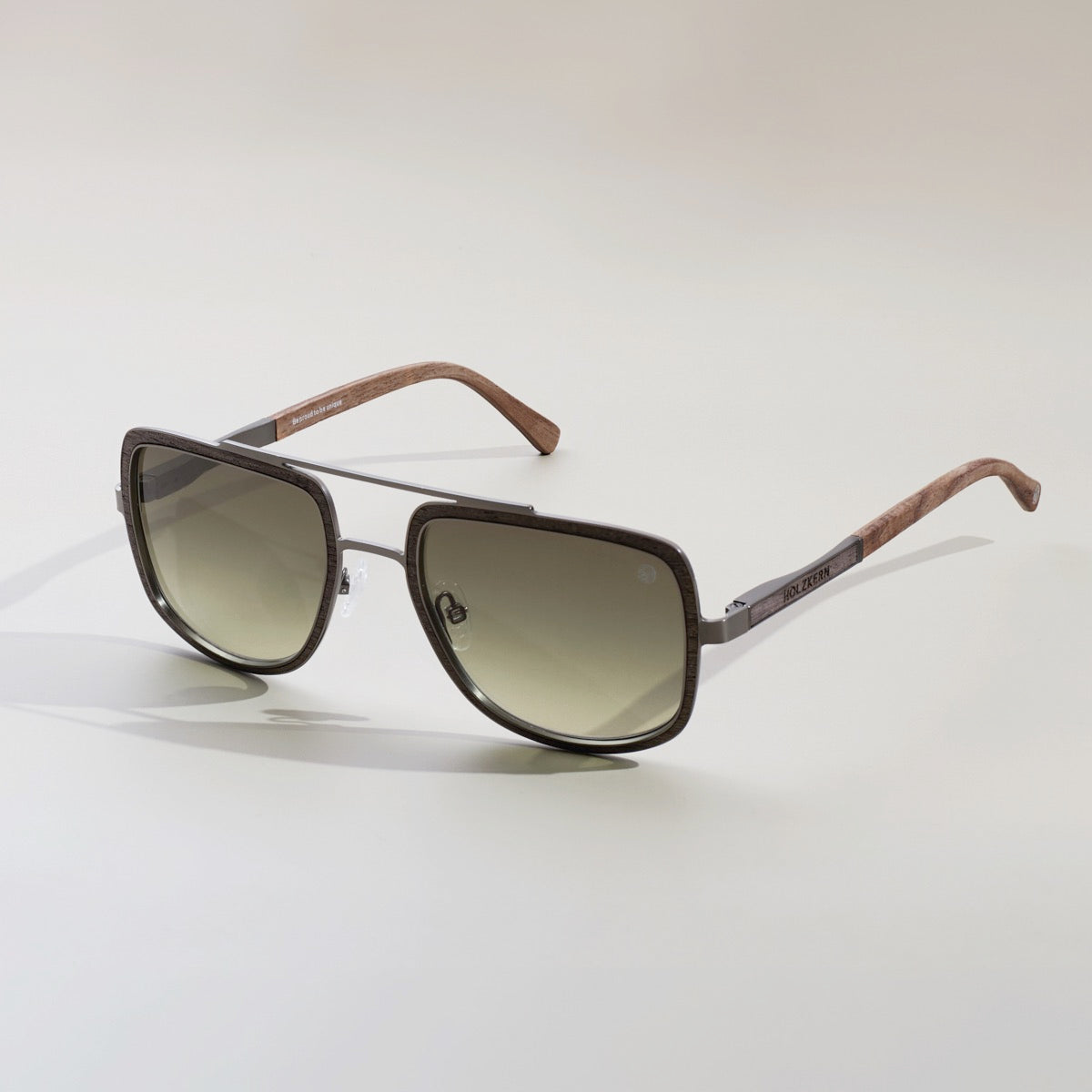 The Pragmatist (Sandalwood/Dark Gray)