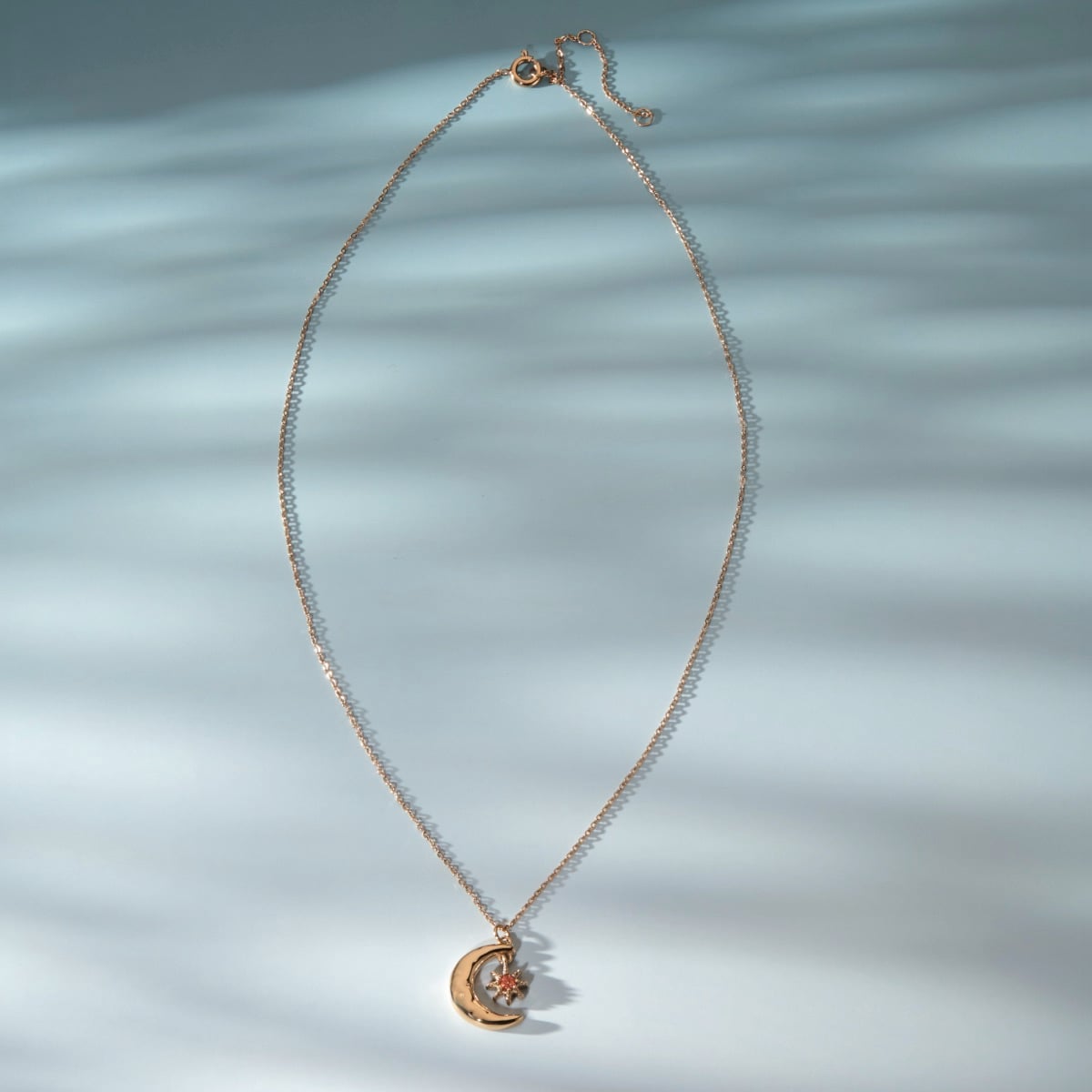 Newmoon Necklace (Sandstone/Gold)