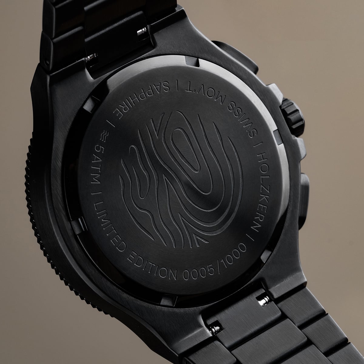 Darkmagic (Carbon/Schwarz)