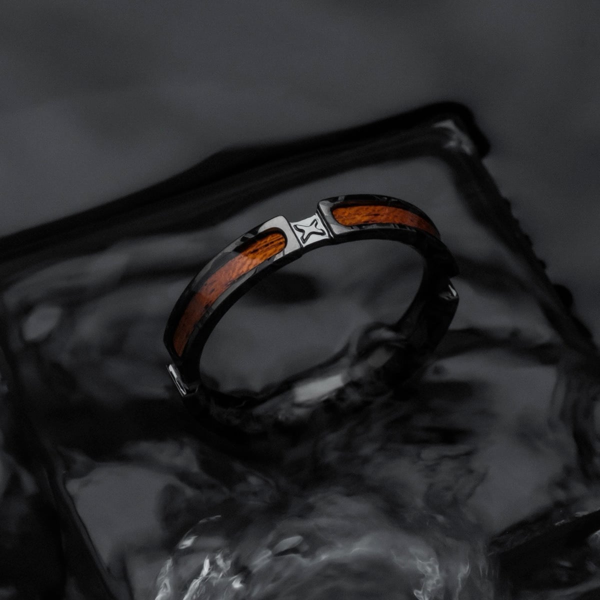 Campania Ring (Koa/Dark Gray)
