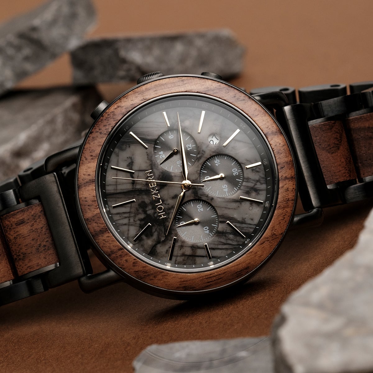 Askja (Walnut/Marble)