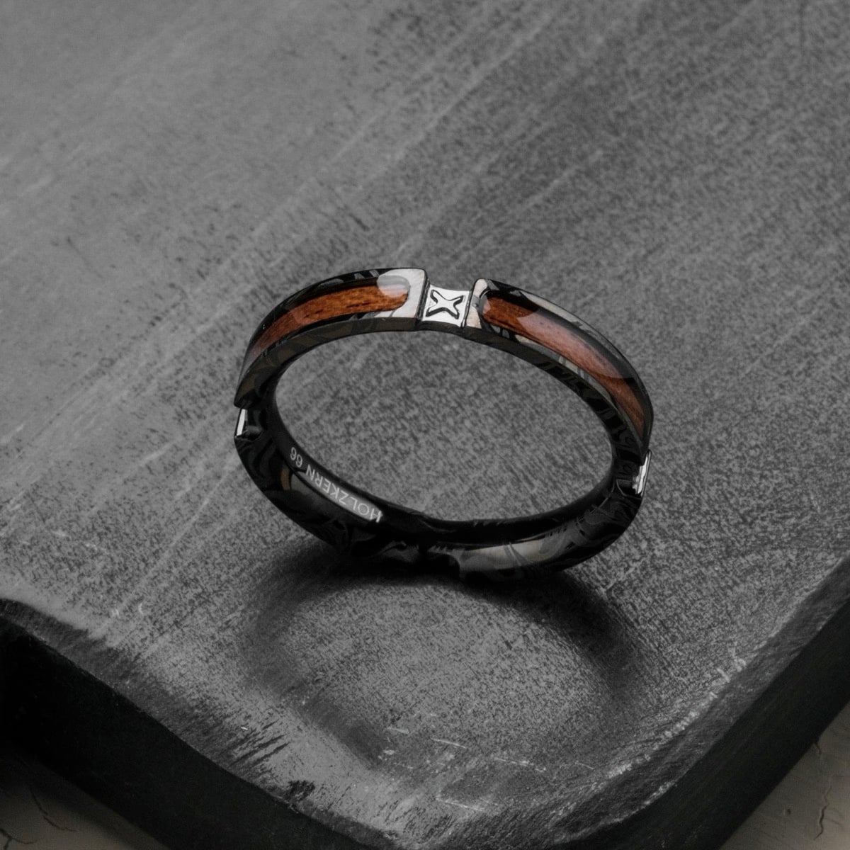 Campania Ring (Koa/Dark Gray)