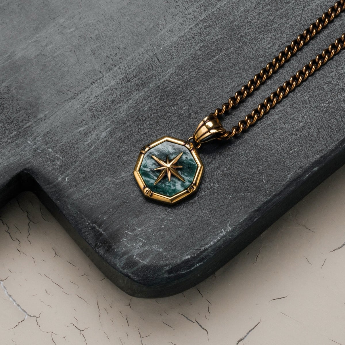 Polarstar Necklace (Marble/Gold)